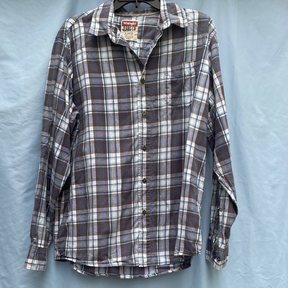Wrangler Blue and Gray Plaid Button-Down Shirt - Picture 1 of 2